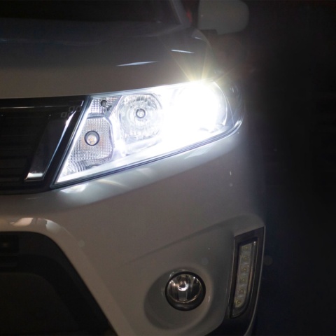 ŻARÓWKI LED AMIO HB4 SERIA X5