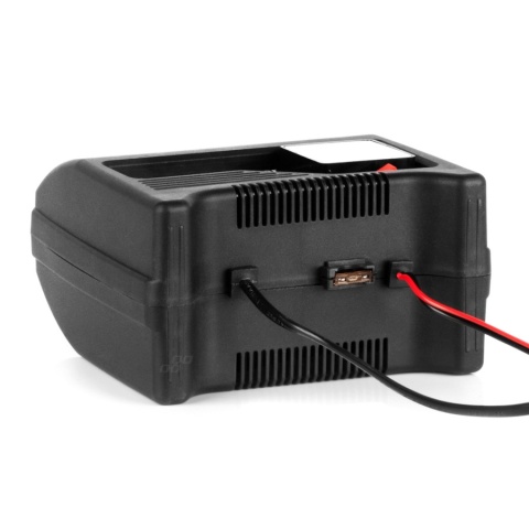 PROSTOWNIK SAMOCHODOWY 6A 12V